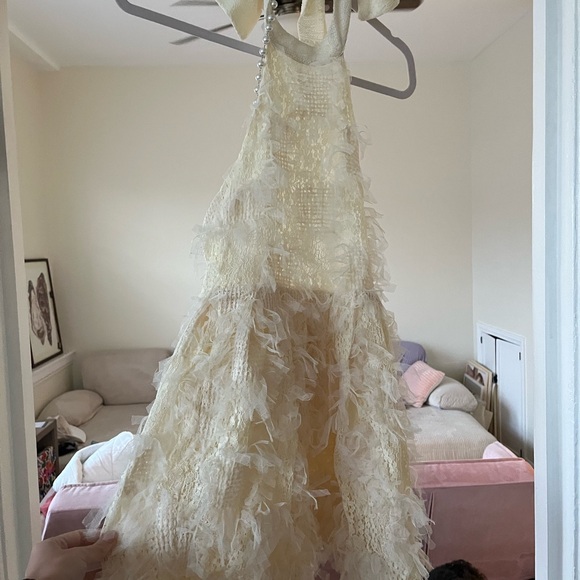 Source Unknown Dresses & Skirts - Elegant Cream Halter Dress